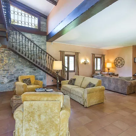 فيلة Sleeps 8 Pool Air Con Wifi